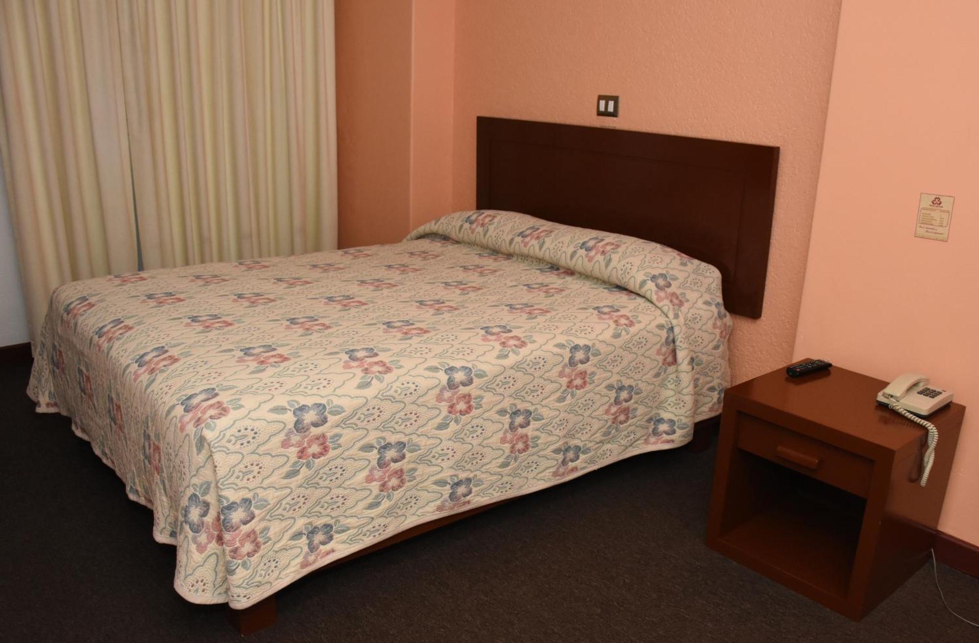 Hotel Maria Victoria Xalapa Quarto foto